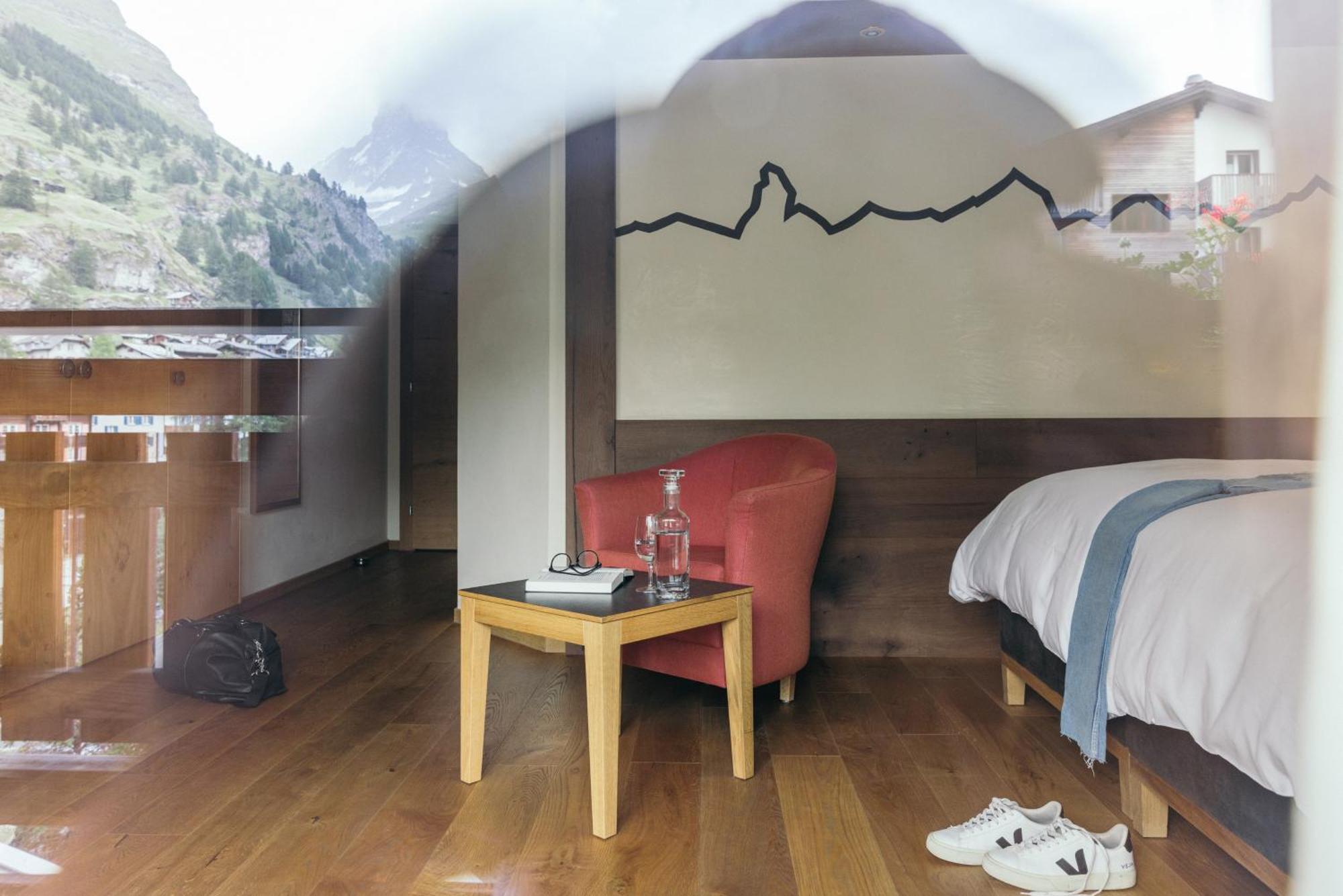 La Couronne Hotel & Spa Zermatt Oda fotoğraf